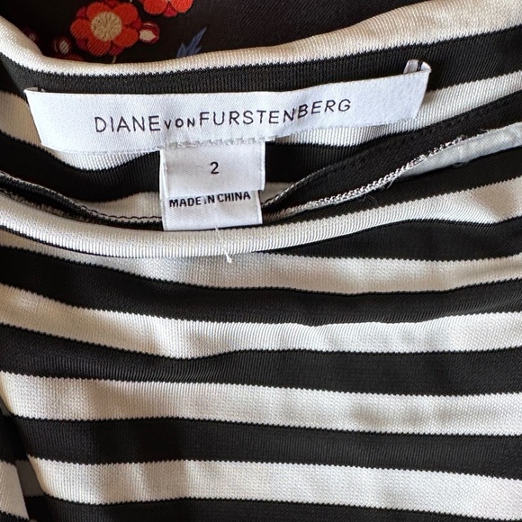 Diane Von Furstenberg Wrap Dress New Julian 2 Striped black & White size 2 - Picture 2 of 13